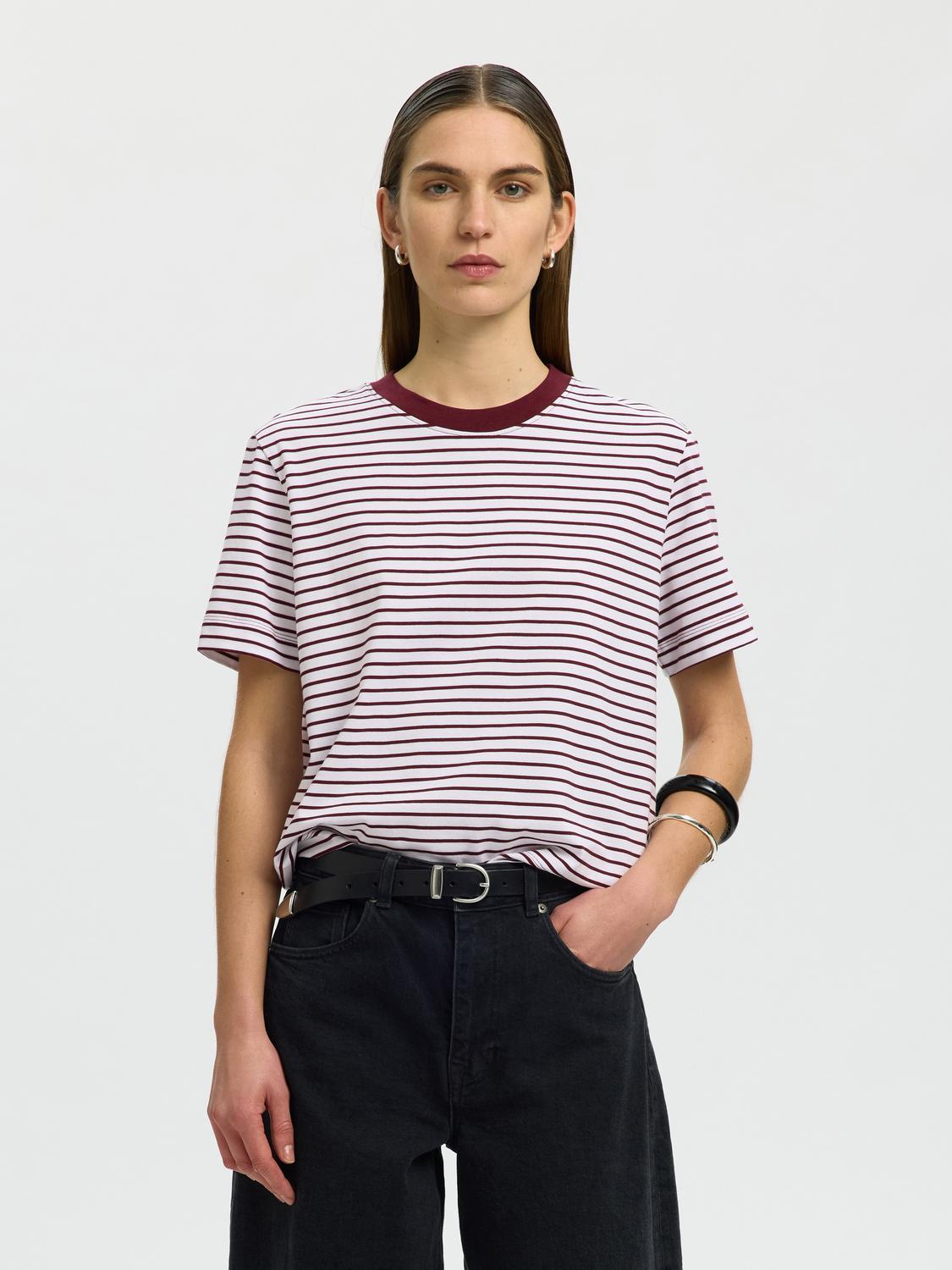 model_shot-front
